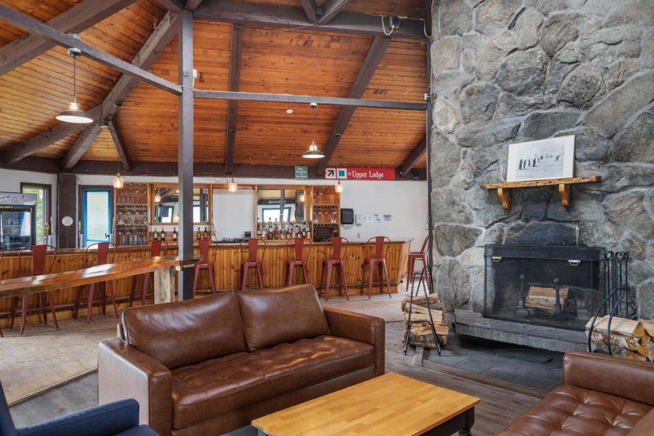 The Lodge At Mount Snow West Dover Exteriör bild